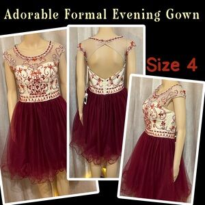 Size 4- Adorable Formal Evening Gown